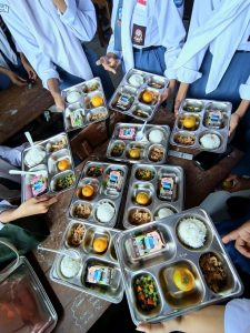 Pembagian Makan Bergizi Gratis SMA