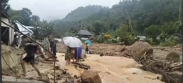 Banjir & Longsor menerjang Sibolga-Tapanuli